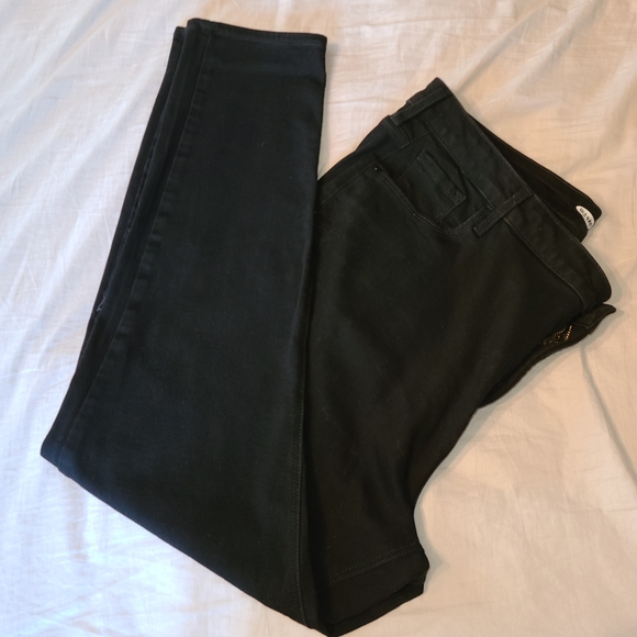Old Navy Denim - NEW Womans Old Navy black jeans. Size 20